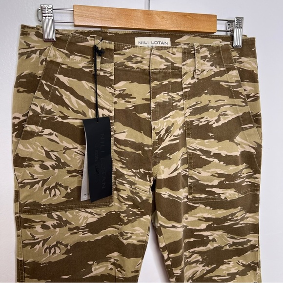 NILI LOTAN NWT Khaki Tiger Camo Cropped French Military Pants - Picture 3 of 6